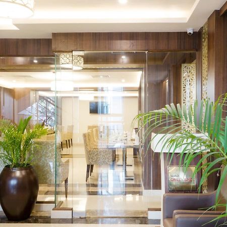 Ss Lumina Hotel 벵갈루루 외부 사진