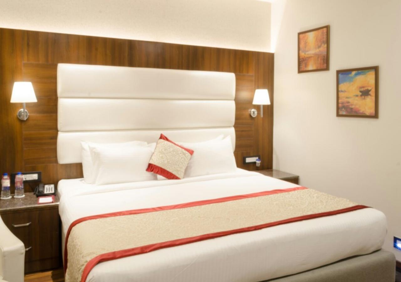 Ss Lumina Hotel 벵갈루루 외부 사진