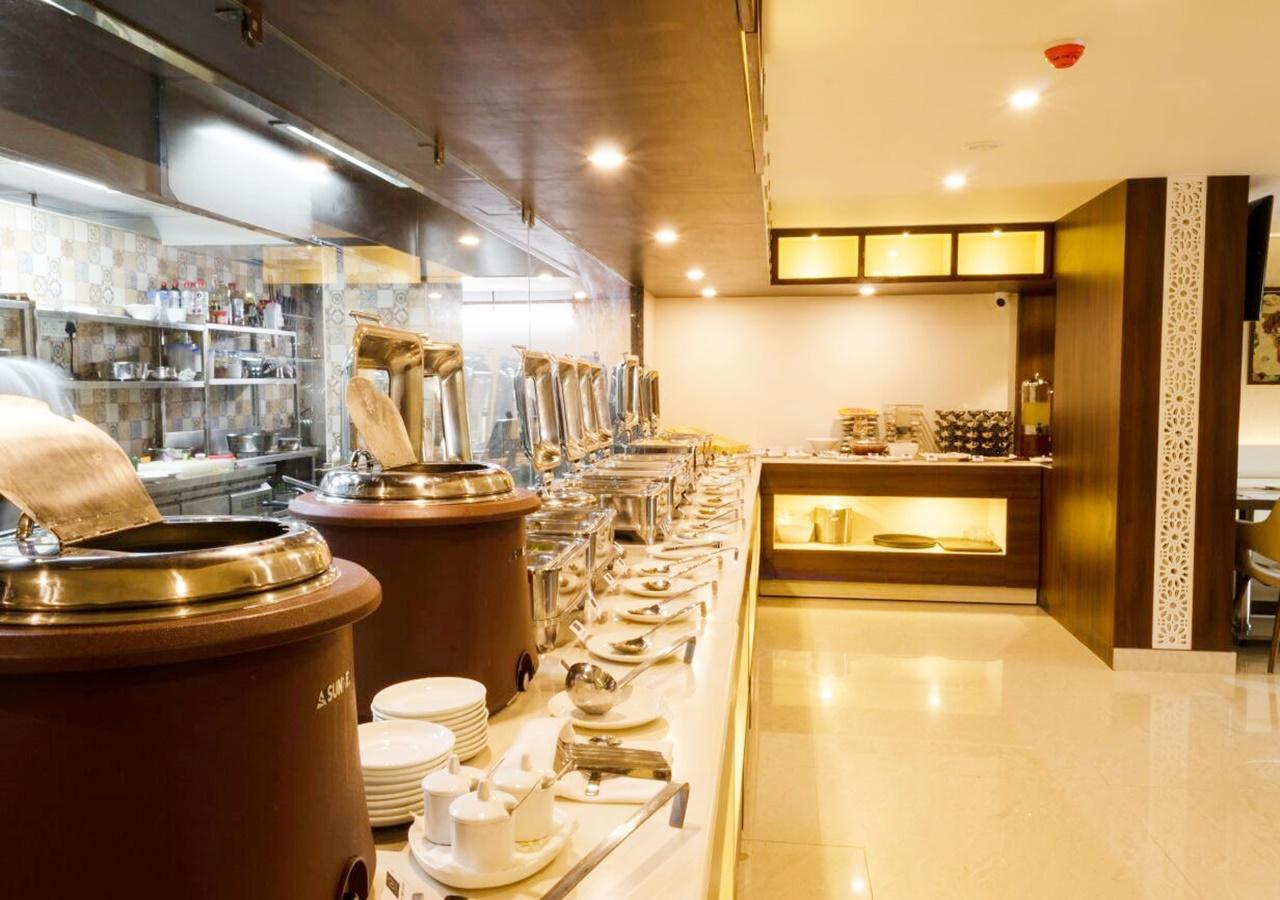 Ss Lumina Hotel 벵갈루루 외부 사진