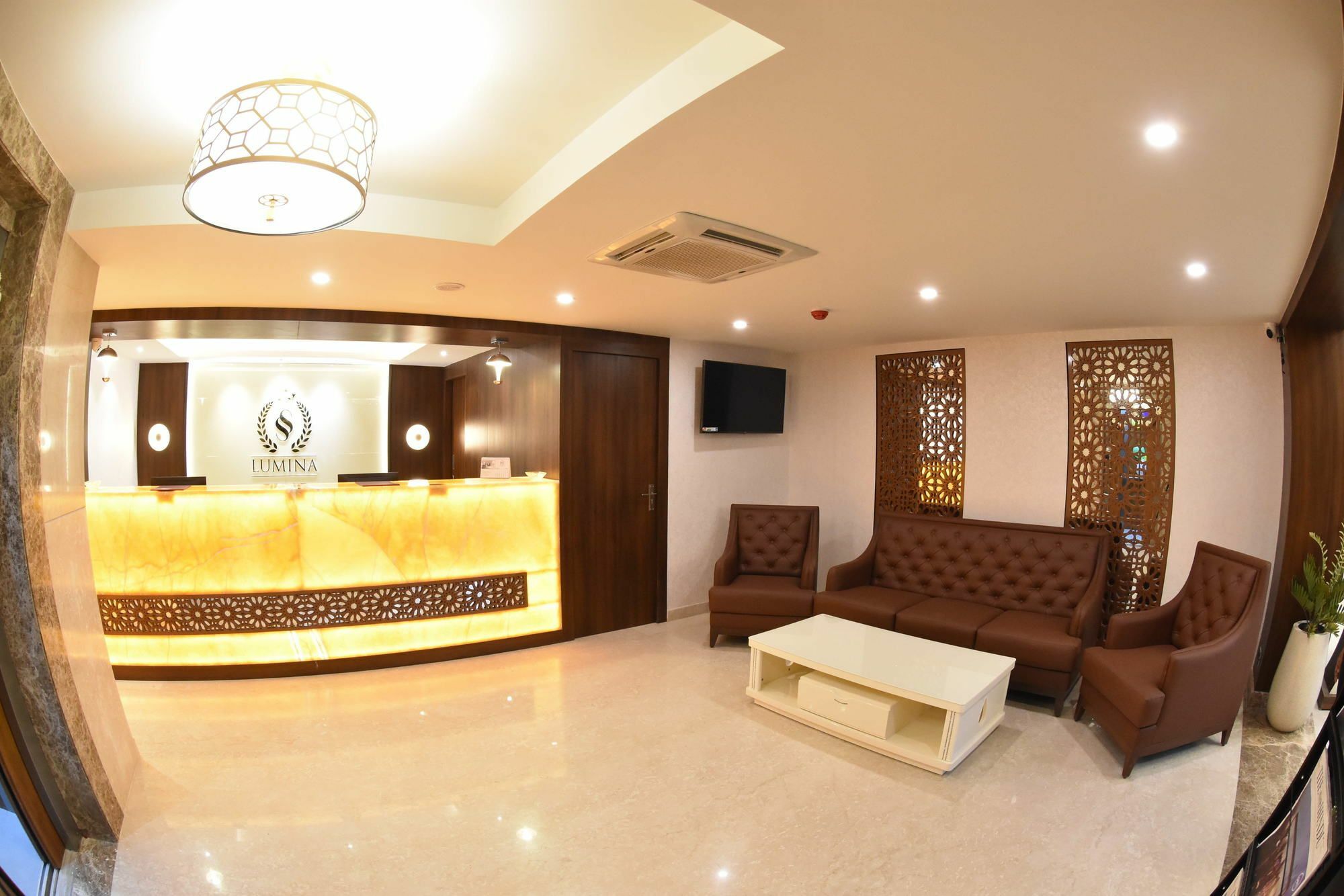 Ss Lumina Hotel 벵갈루루 외부 사진