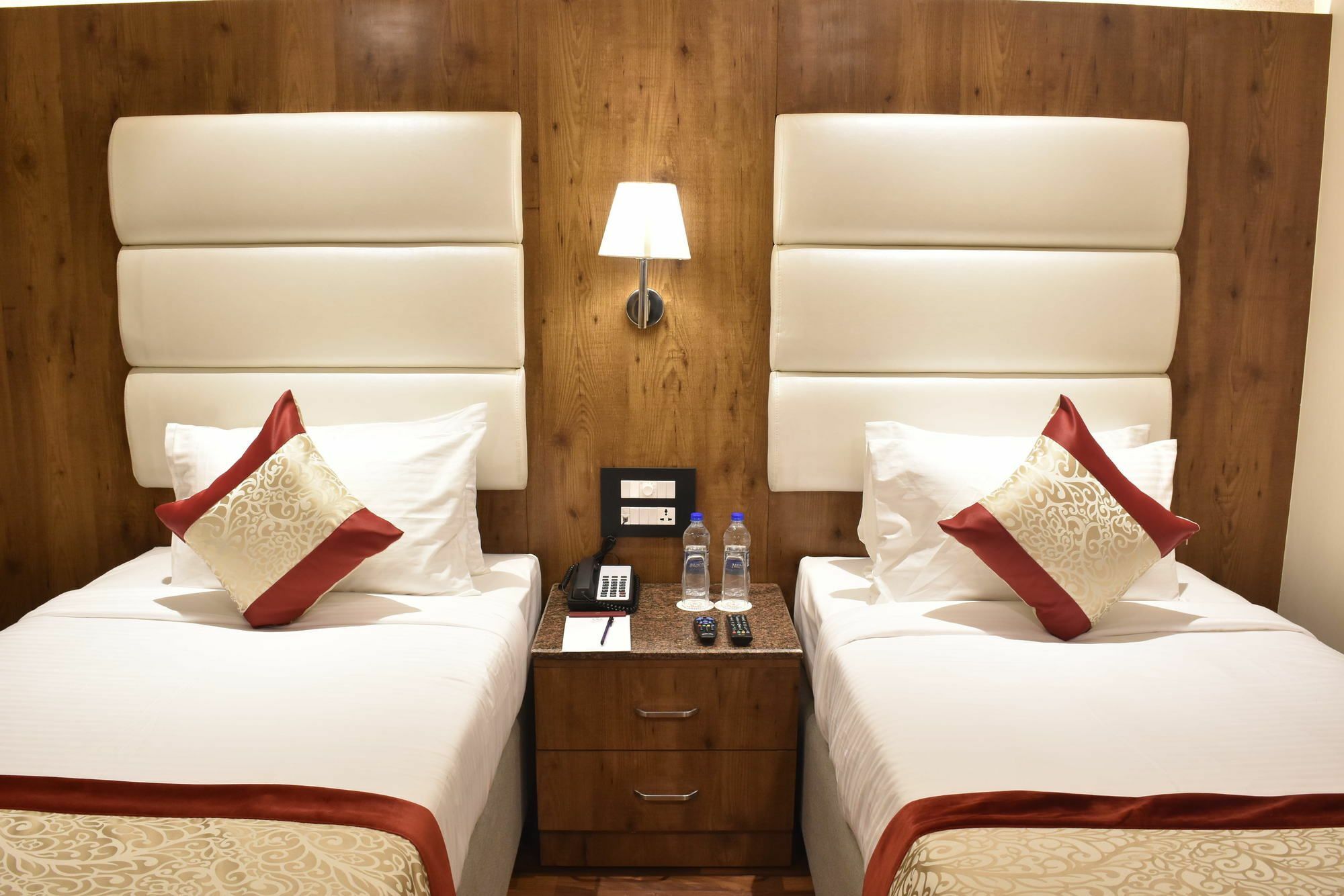 Ss Lumina Hotel 벵갈루루 외부 사진