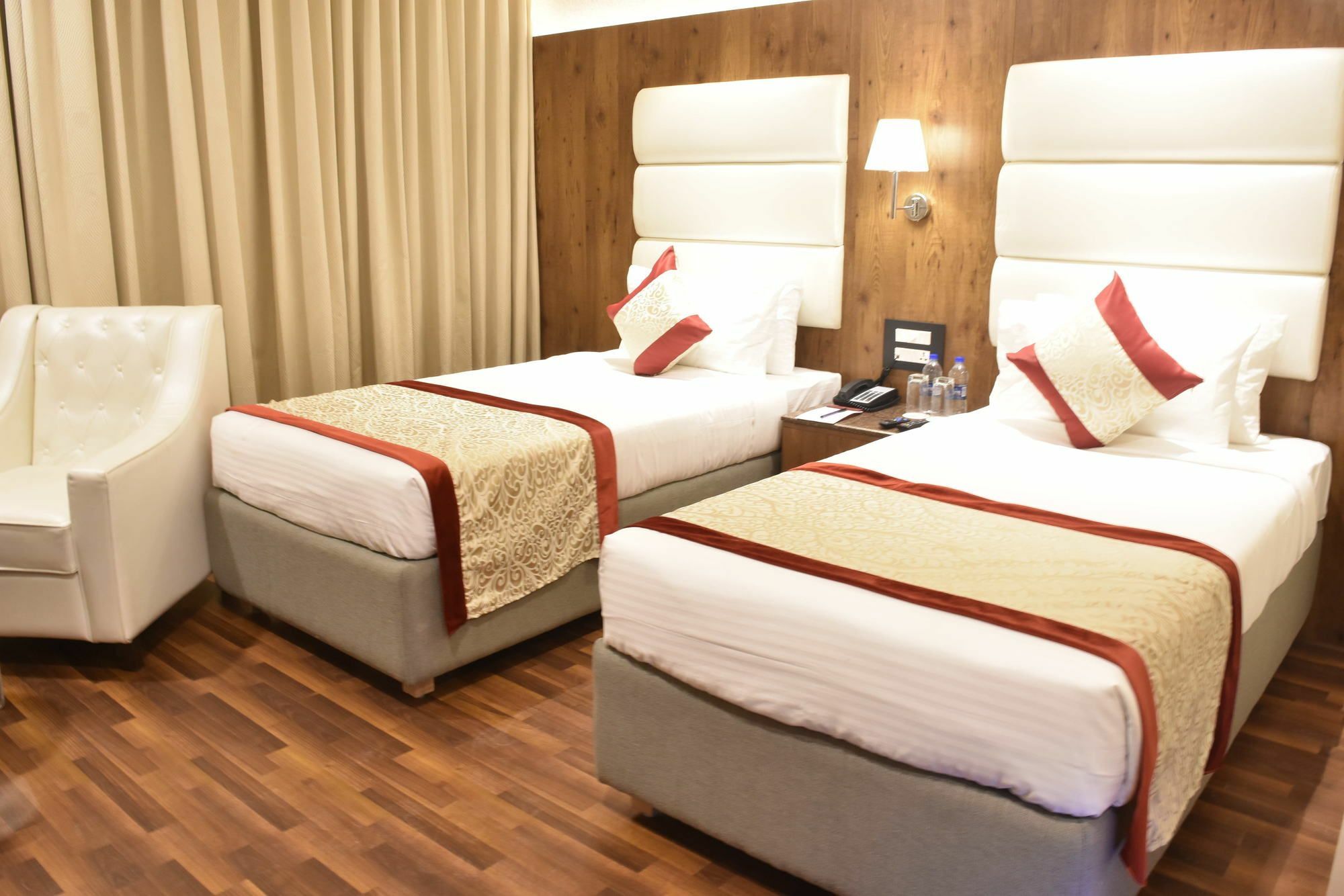 Ss Lumina Hotel 벵갈루루 외부 사진