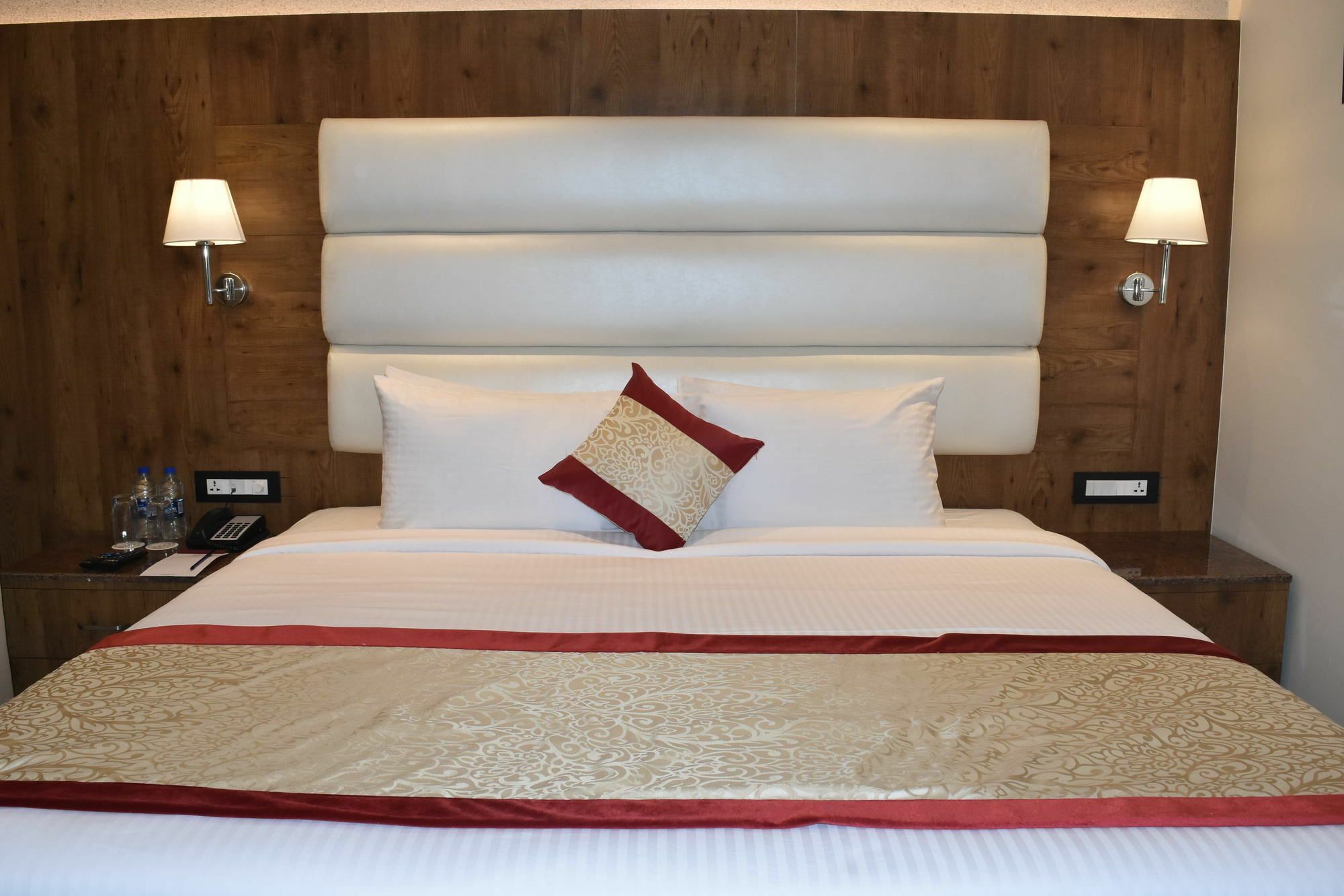 Ss Lumina Hotel 벵갈루루 외부 사진